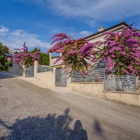 Apartments Josipa Mali Losinj Exterior photo